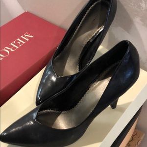 Fioni black 10 heels